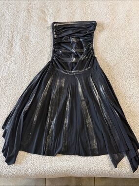 My Lola Y2K Black Shimmery Strapless Pleated Midi Dress Medium